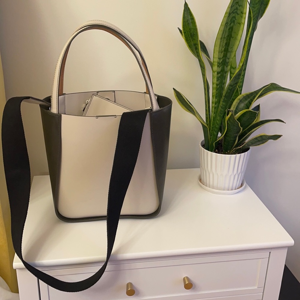 Zara Crossbody Like New